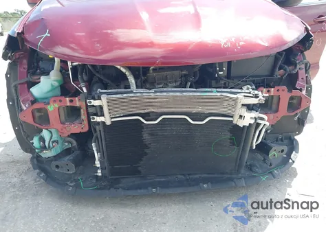 2020 Chrysler Voyager Lxi z USA, uszkodzony, nr VIN 2C4RC1DG4LR145239